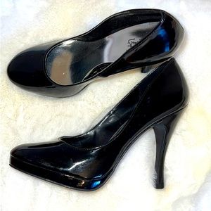 NEW Shiny Patent Leather Heels